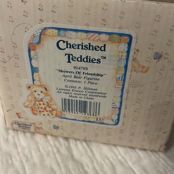 Cherished Teddies- April (1993) Bear Figurine - Picture 6 of 9